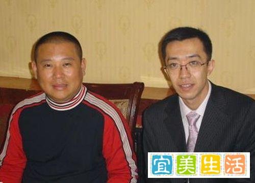 苗阜微博晒大合照缅怀师胜杰,郭德纲曾经的搭档和徒弟都在其中!