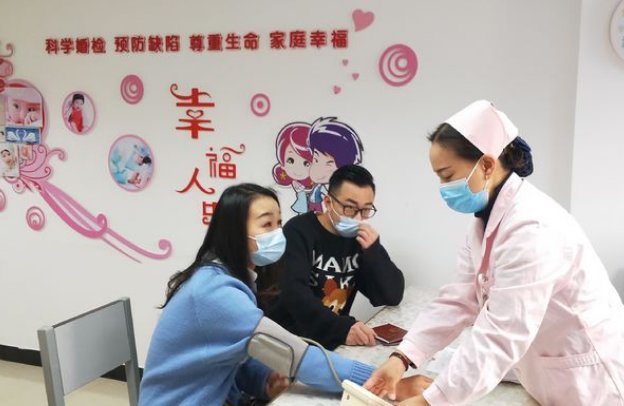 如今10对新人中仅有4对自主婚检,年轻人婚检积极性为啥不高?