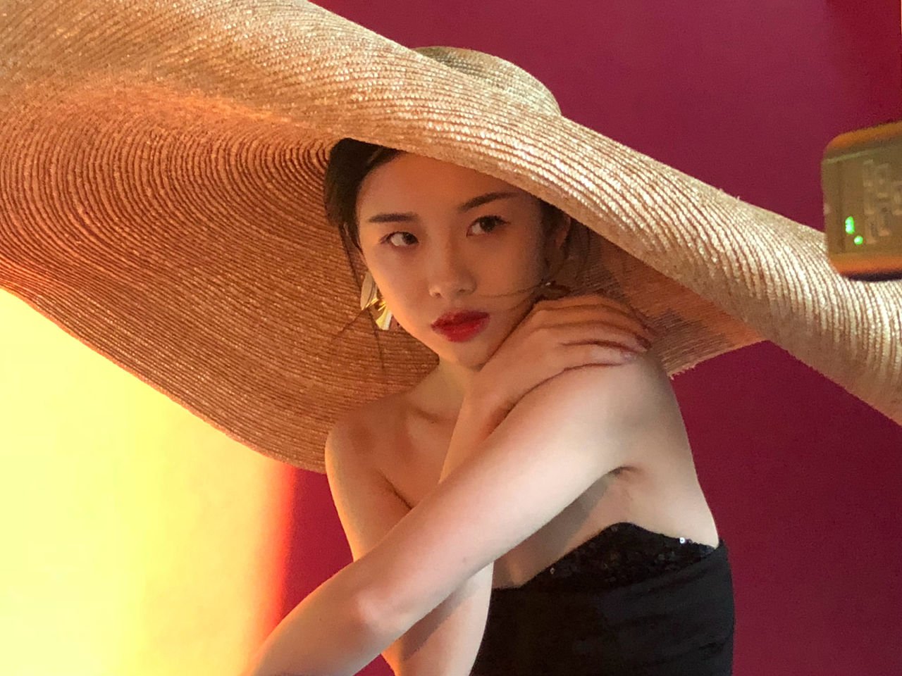 阿沁和刘阳分手之后,为什么网友都说刘阳是懦夫?