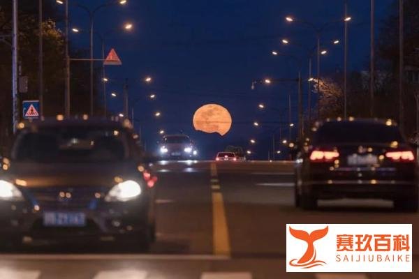 一定别错过!今晚和孩子一起看“超级月亮”!最圆时刻出现在……