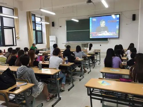 你如何看待龙职院学生自曝遭恶意挂科这件事？