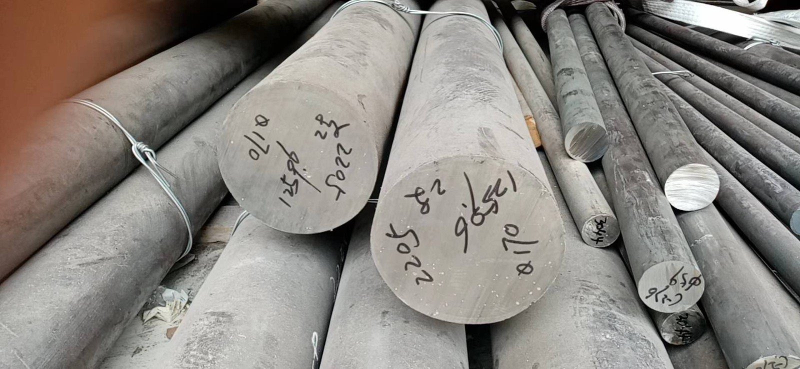 s31803对应国内材质是什么材料？