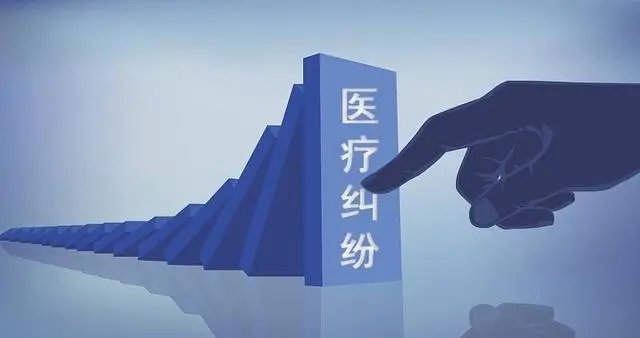 湘雅二院再曝事故：男子一个月花54万病亡！导致其死亡的真正原因是什么？