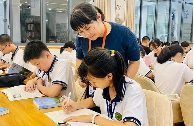 井然的近义词三年级