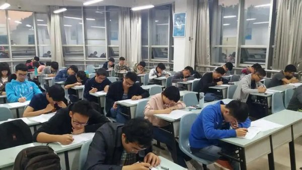 自考大专需要什么条件与要求