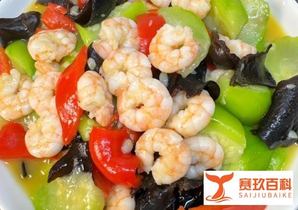 虾仁配什么菜炒好吃？虾仁蔬菜大碰撞！这几道美味佳肴，吃出健康新风尚！
