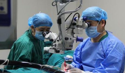 女商人抽脂成植物人10年后死亡,主刀医生是否被抓?