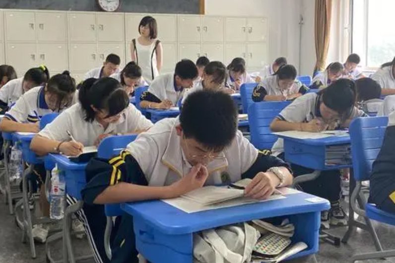 2023年黑龙江一本分数线预测