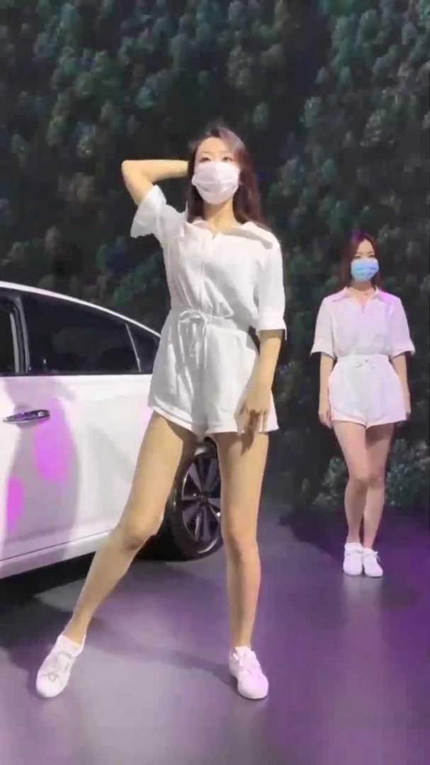 抖音上福建在校戴口罩女生跳舞叫什么炯