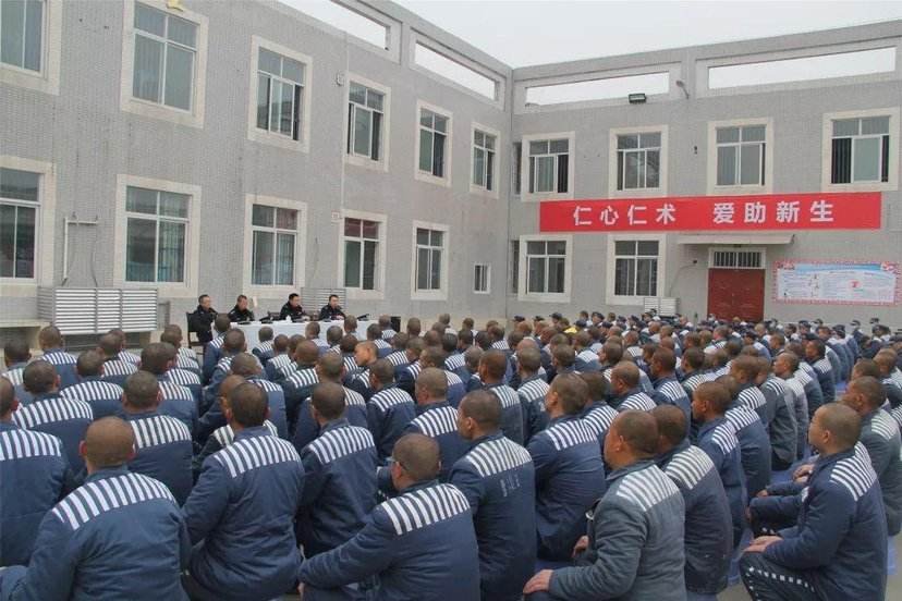 服刑罪犯网恋三年诈骗数十万,他是怎样在监狱中使用语音和受害人聊天的?
