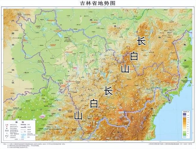 长白山突发山体滑坡游客撤离,景区:目前正常开放!是否有游客因此受伤?