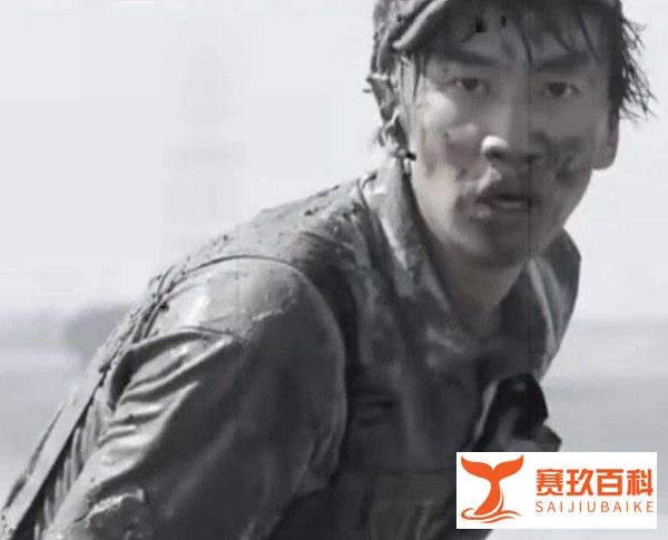 从高空跌入泥潭的戏竟是朴成勋亲自下场！还表示差点被泥潭腌入味
