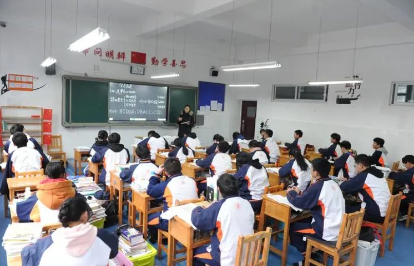 热爱什么意思