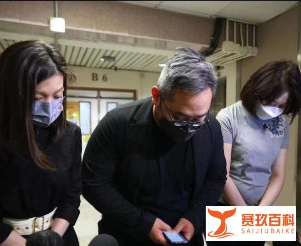 香港红馆男团Mirror演唱会,大屏幕砸中演员致瘫痪,员工爆料黑幕
