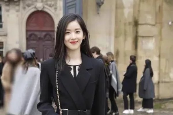 章子怡亲自为奶茶妹妹章泽天庆祝生日,这是为什么?